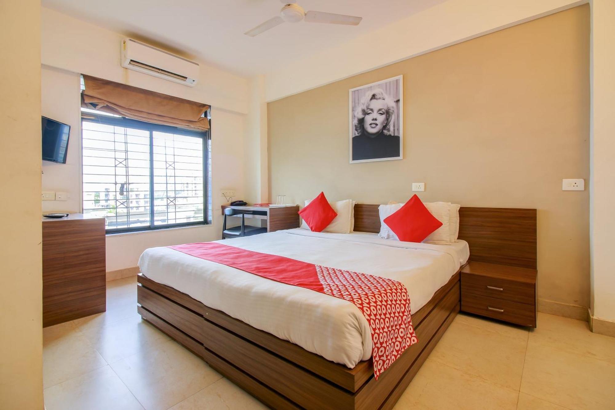 Super Collection O Panchratna Hotel ปันเวล ภายนอก รูปภาพ